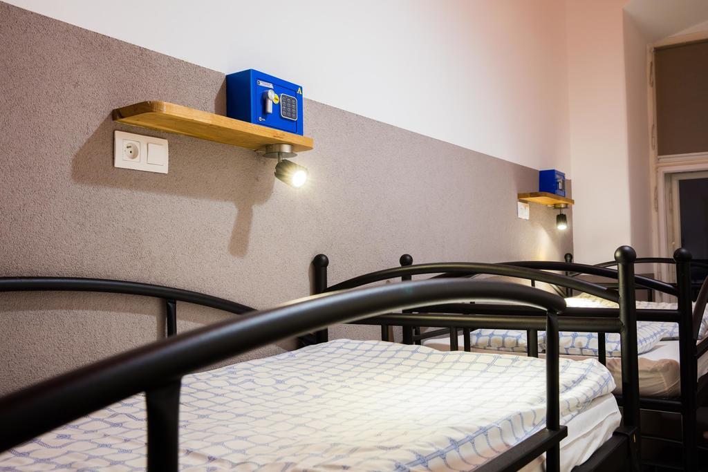 Hostel Rynek 7 Krakow Luaran gambar